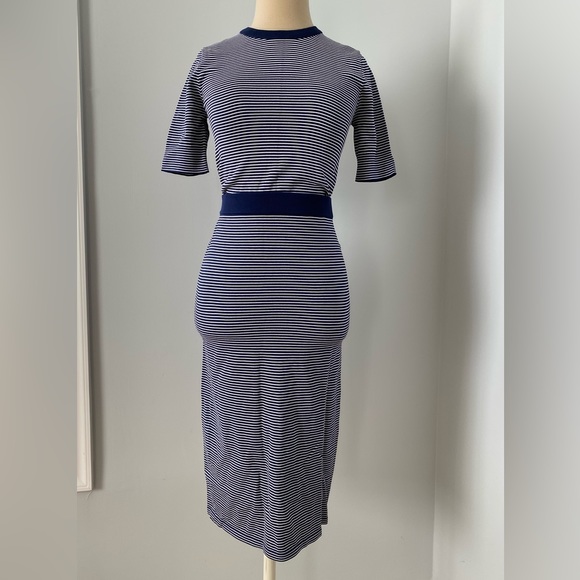 Michael Kors two piece navy and white knit skirt and top - Picture 2 of 2